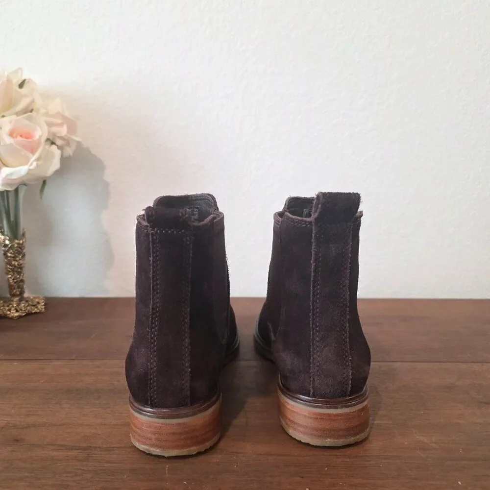 Clarks - Clarkdale Arlo Suede Pull On Chelsea Boots Brown Sz 9.5